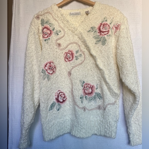Vintage Karen Scott Embroidered Sweater - Picture 5 of 7